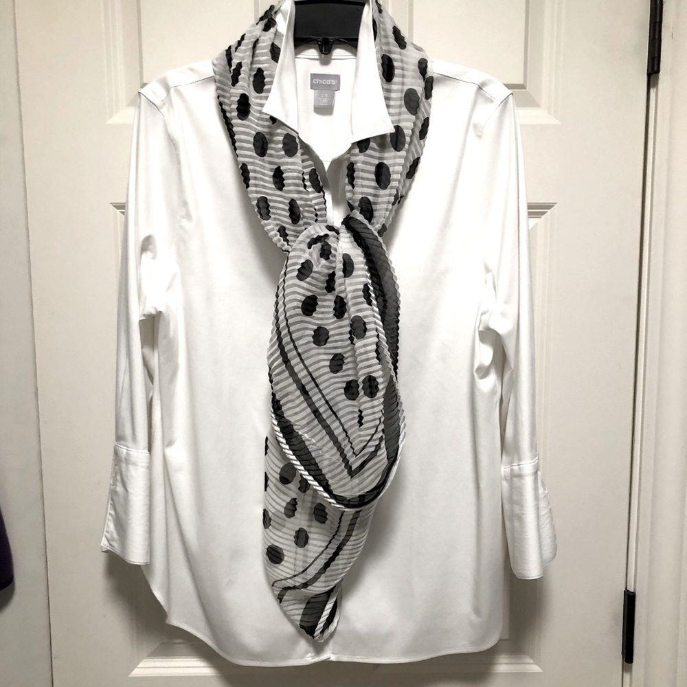 Polka dot scarf - Picture 3 of 5